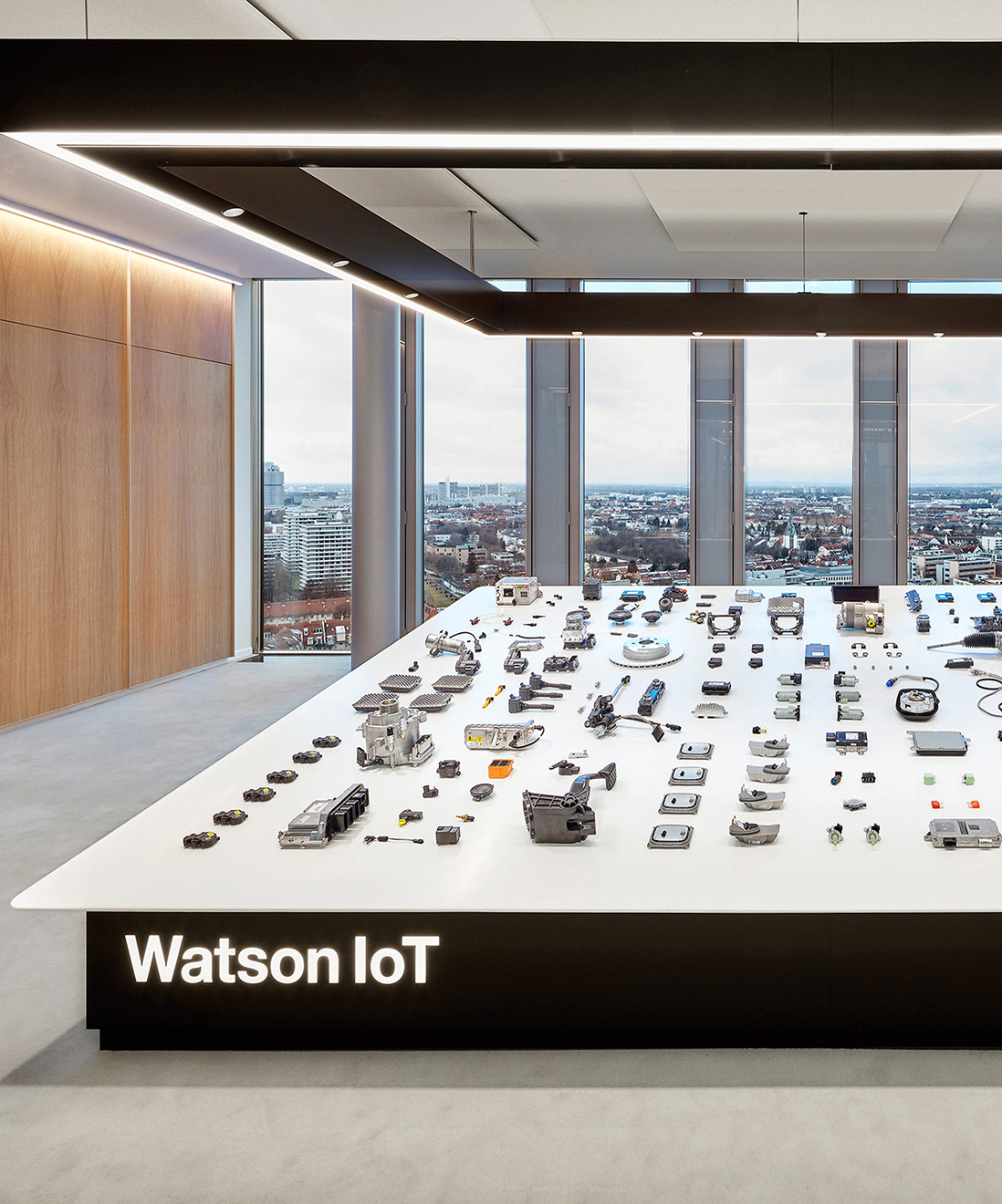 IBM-WATSON-013